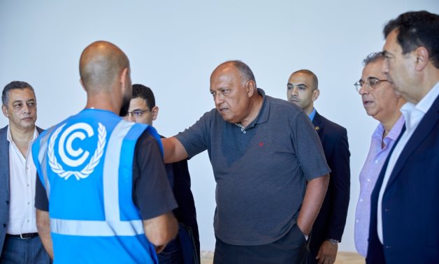 Le président désigné de la COP 27 de l'Égypte assure le suivi des dernières retouches avant la conférence