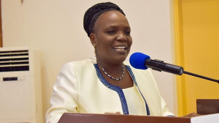 Ndalichako met l'accent sur la sécurité, la santé dans les bureaux publics