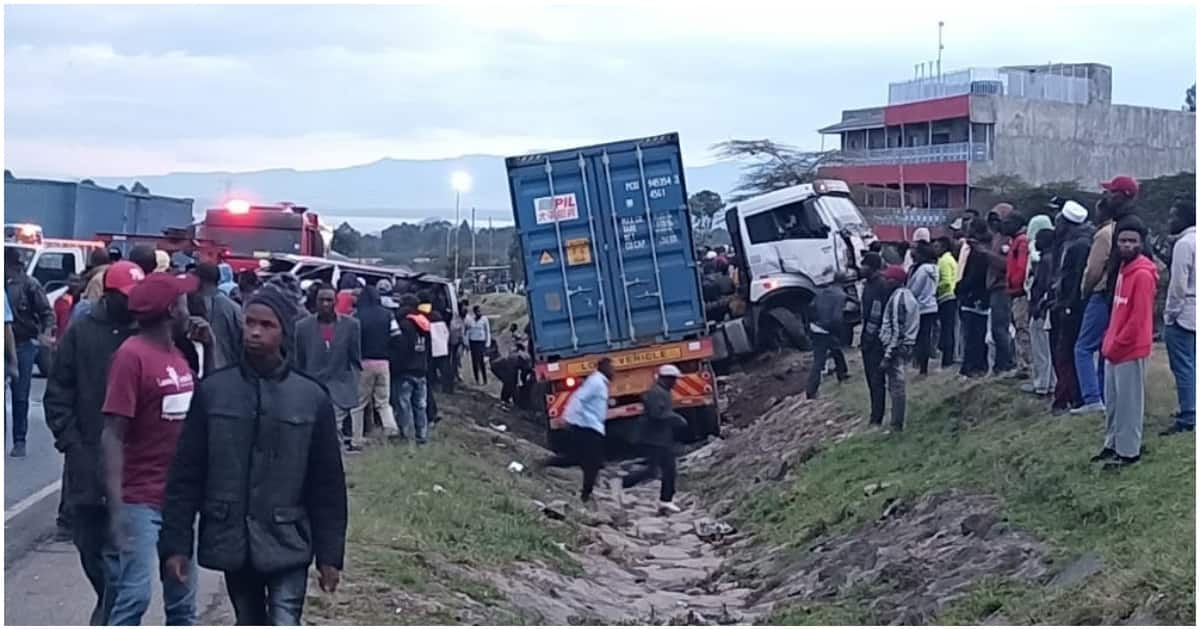 8 Die as Trailer Rams into 2 Matatus in Ngata Bridge Nakuru