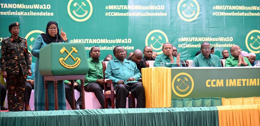 Samia promet un remaniement