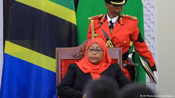 L'UE et les États-Unis saluent la décision audacieuse de Samia… Wasira et Kimbisa qualifient le président de champion de la réconciliation