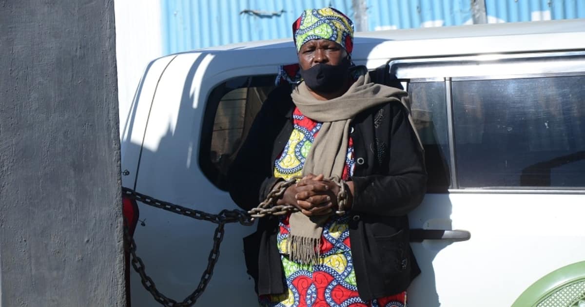 Une femme de Nyandarua qui s'était autrefois enchaînée à la porte du gouverneur exigeant une dette de 70 millions de KSh est morte