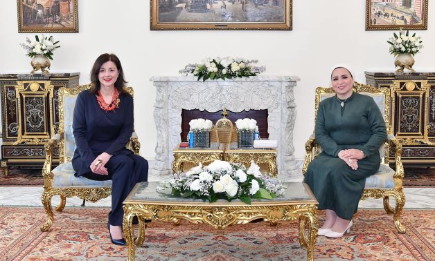 Entissar El Sisi accueille la première dame de Croatie en Egypte