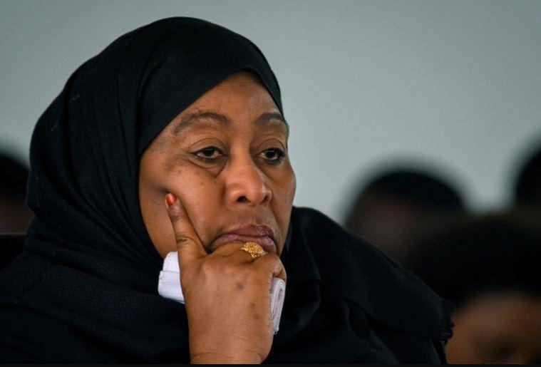 Samia pleure 12 personnes tuées dans un accident de la route