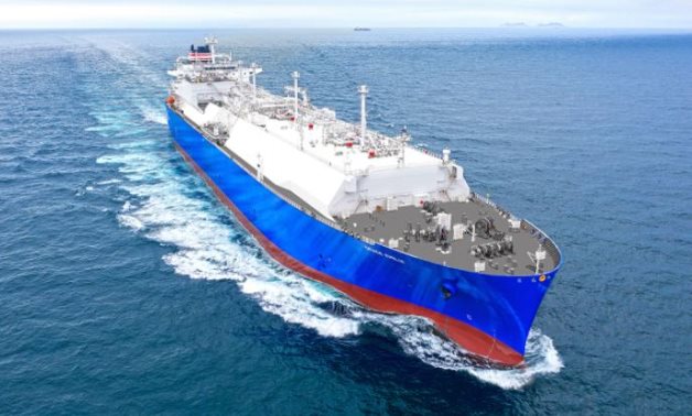 Trafic non perturbé dans le canal de Suez après la panne d'un pétrolier: SCA