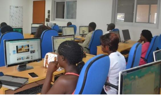 Comment la Tanzanie autonomise les femmes à l'ère numérique