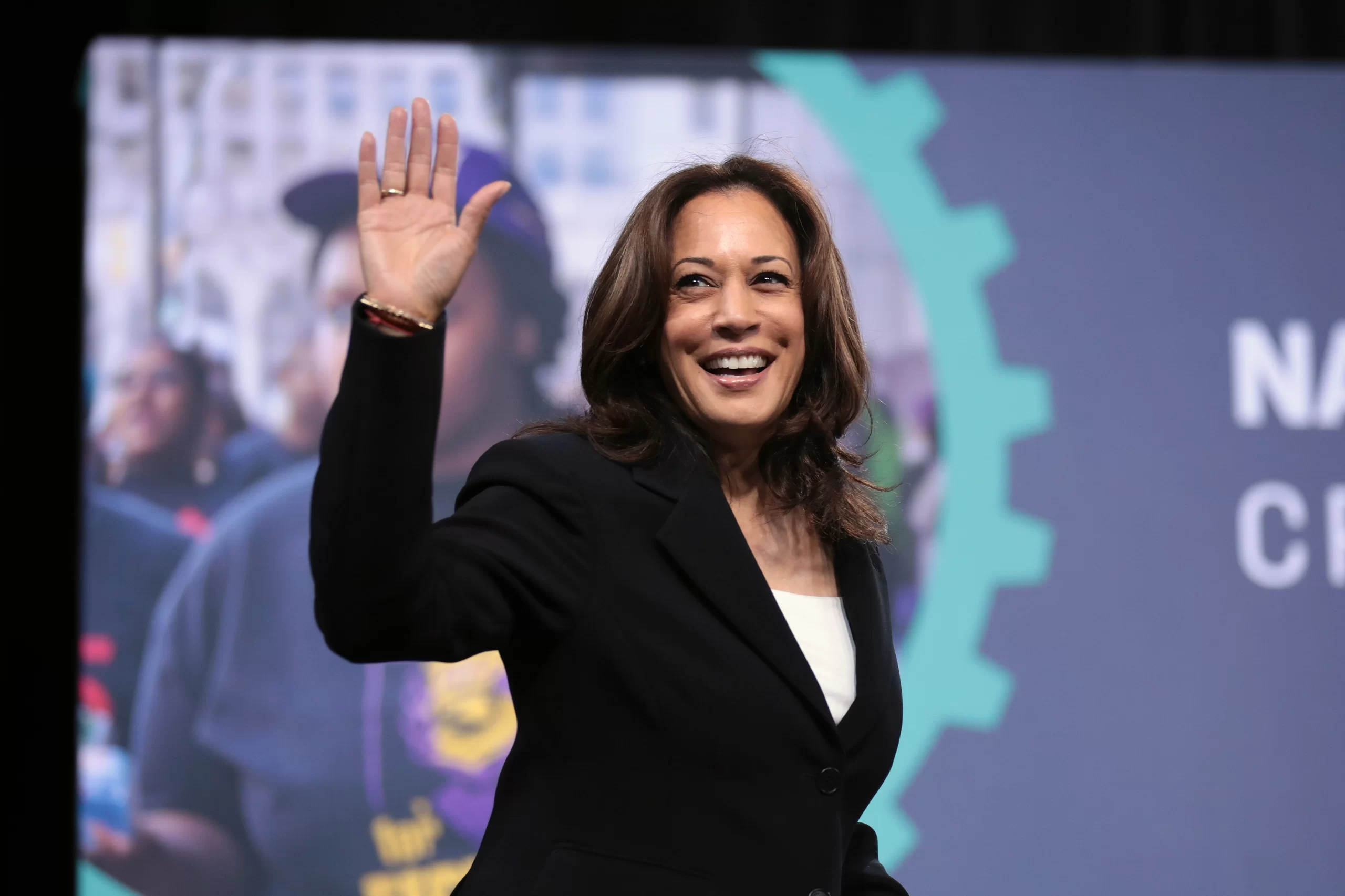 Voici le parcours de carrière du vice-président Harris