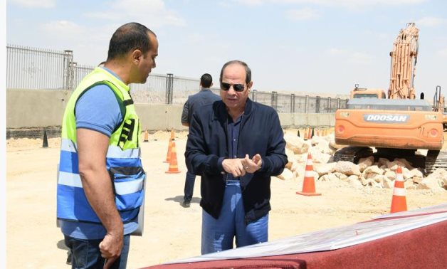 Le président Sissi inspecte les marchés de simi-gros du Caire