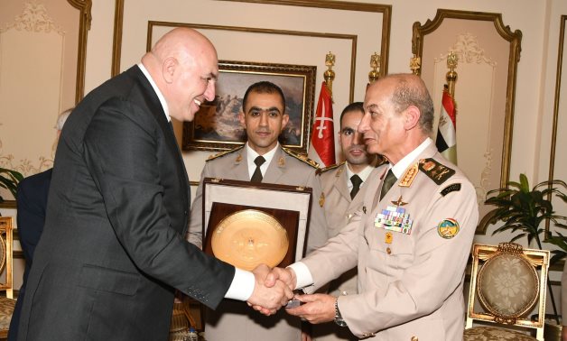L'Italie souhaite renforcer les horizons de la coopération militaire avec l'Égypte (ministre de la Défense)