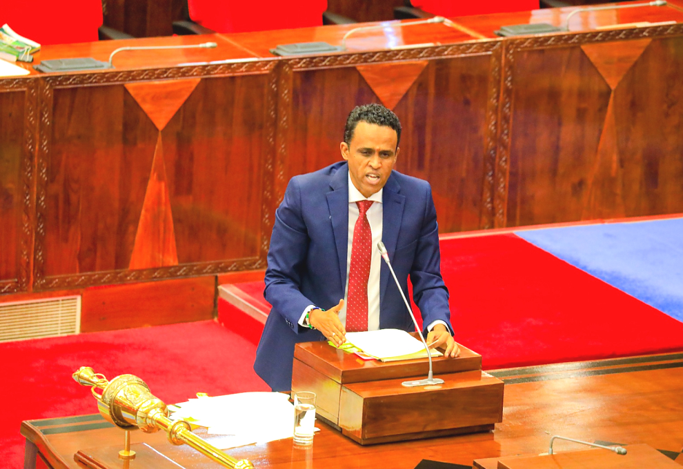 Bashe table sur un budget de 970 milliards/-