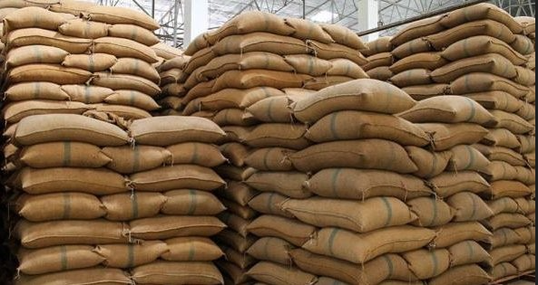 L'État achète 18 000 tonnes de nourriture supplémentaires