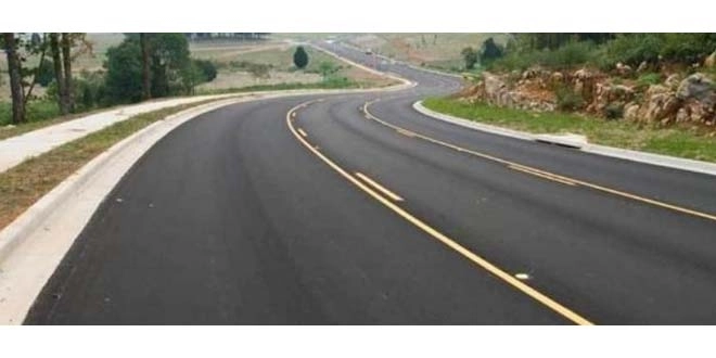 Le gouvernement va construire des routes de 2000 kilomètres cette année