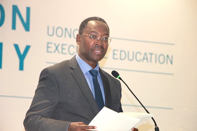 Le ministre vante les mérites du partage des coûts des programmes de formation en leadership