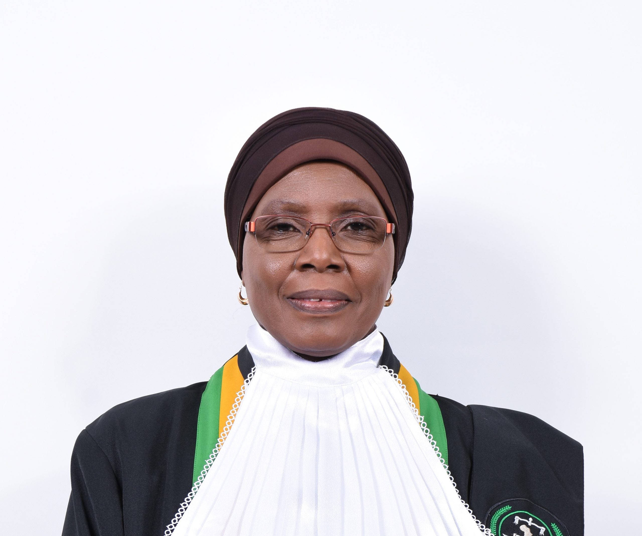 Un Tanzanien réélu président de la CADHP