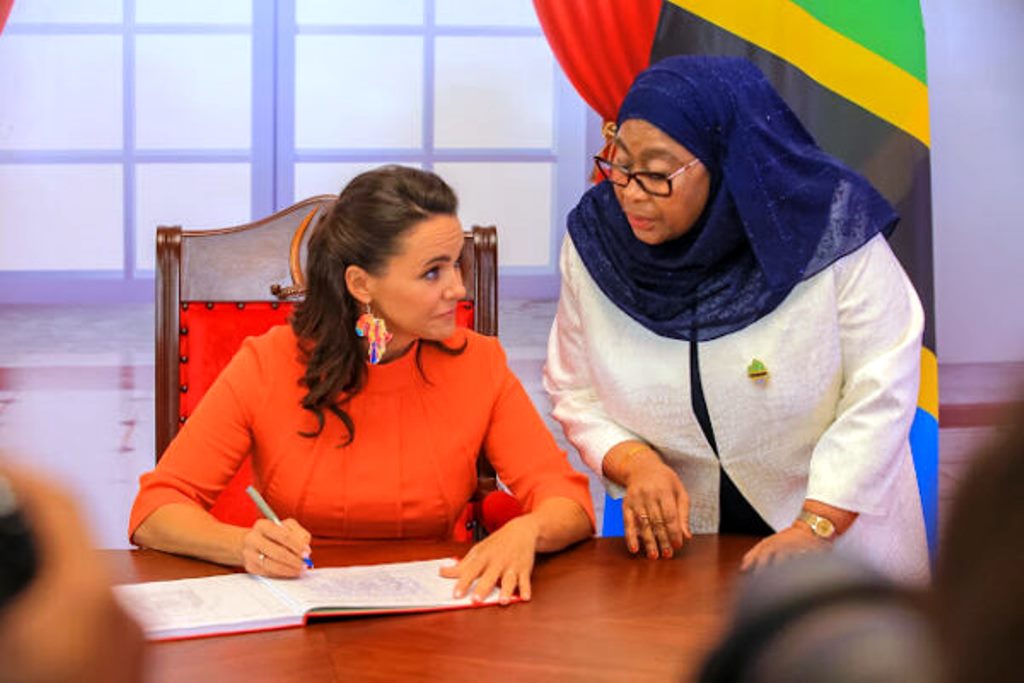 "L'histoire diplomatique en devenir : la vision du président Samia pour les relations entre la Hongrie et la Tanzanie"