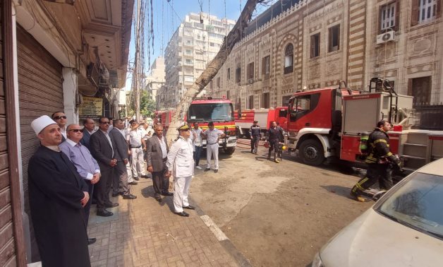 Photos : Incendie dans le bâtiment du ministère des Awqaf au Caire causé par un court-circuit électrique, aucune victime : ministère de l'Intérieur