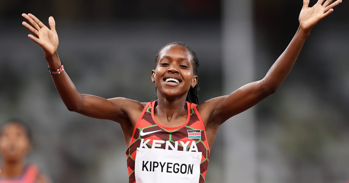 Faith Kipyegon dédie l'or de Budapest à son mari : "Il l'a soutenu"