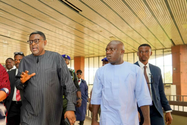 Le gouverneur Otu commence la rénovation du CICC, déclare que l'installation est une source de revenus pour Cross River