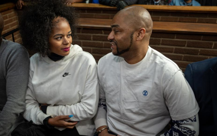 Les ordures de la police affirment par Thabo Bester que des objets d'une valeur de 30 millions de rands ont disparu