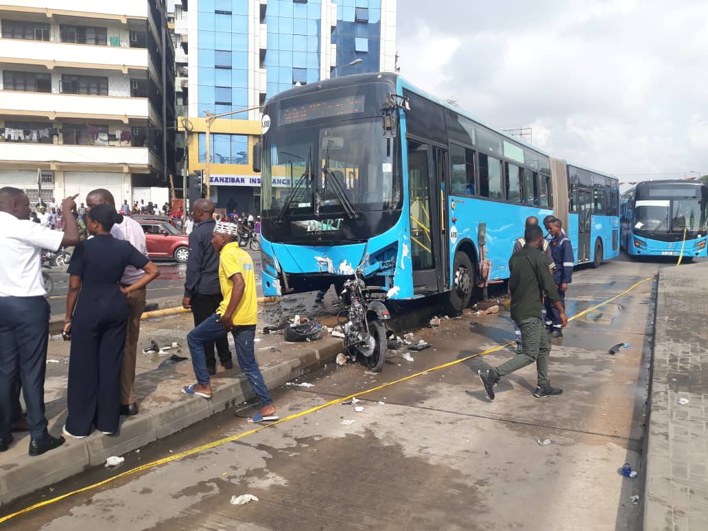Bodaboda, un accident de bus fait un mort et un passager blessé