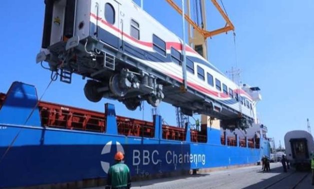 Train carriages - file