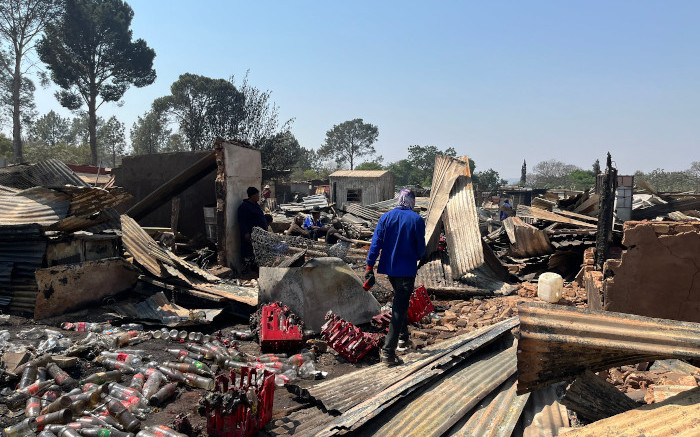 Les survivants de l'incendie de Kameeldrift appellent Tshwane à accélérer la formalisation de la zone