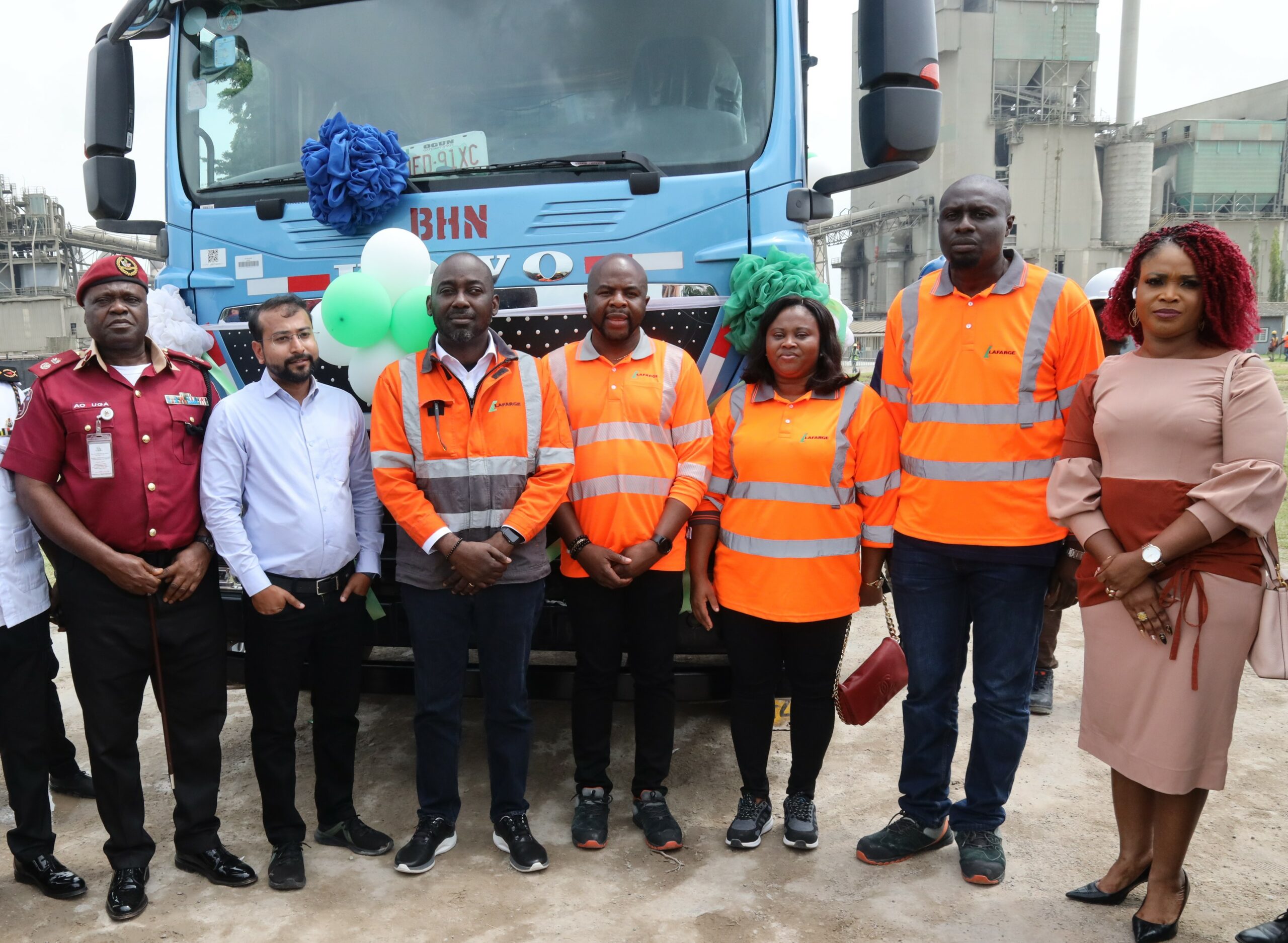 Lafarge Africa introduit des camions électriques dans sa flotte de chaîne d'approvisionnement