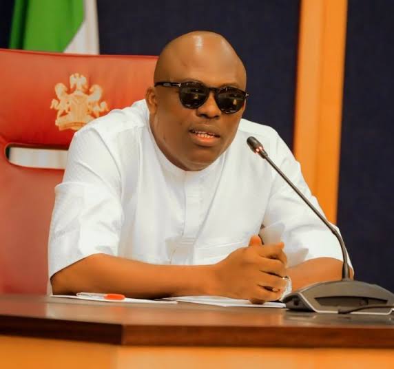 Le gouvernement de Rivers nie avoir limogé le chef de cabinet et 23 présidents du LG