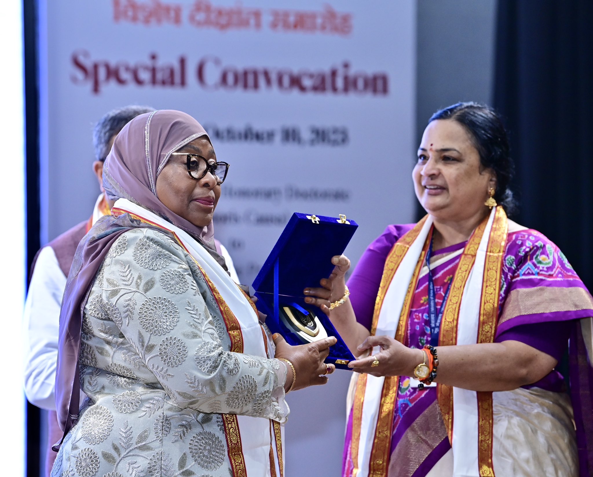 Le président tanzanien reçoit un doctorat honorifique d'une haute université indienne