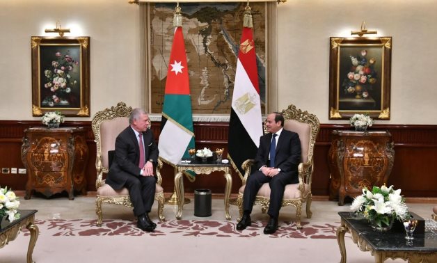 Après le cessez-le-feu : le président égyptien reçoit le roi de Jordanie pour discuter de la crise à Gaza