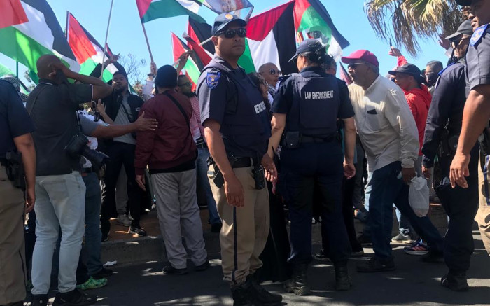 Calme rétabli dans le CT après un affrontement entre groupes pro-israéliens et pro-palestiniens