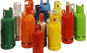 La REA alloue 10 milliards/- pour la distribution de bouteilles de gaz GPL et de poêles