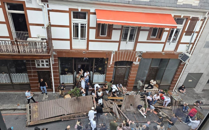 Les autorités enquêtent sur l'effondrement d'un bâtiment dans un restaurant du CBD du Cap