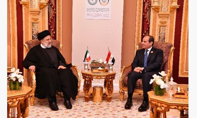 Les présidents égyptien et iranien affirment la nécessité d'éviter l'expansion du conflit à Gaza