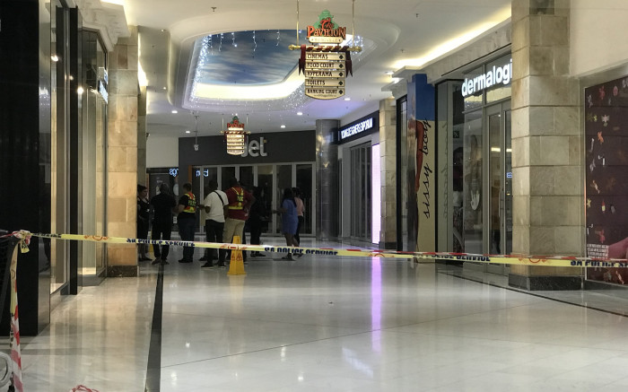 Un flic de Durban tué dans le vol de bijoux du Pavilion Mall, une femme enceinte parmi les blessés