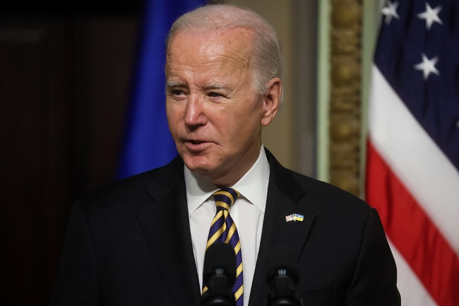 Les Républicains de la Chambre des représentants votent en faveur d’une enquête de destitution de Biden