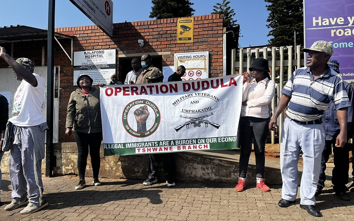 L'opération Dudula dénonce la récusation de Makhubela