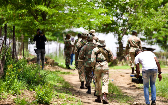 Un homme vivant dans une cabane dans un arbre près de la frontière de Maseru a été expulsé pour séjour illégal en Afrique du Sud