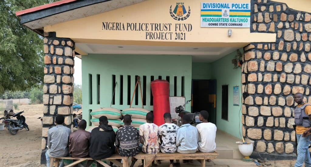 12 suspects arrêtés par la police de Gombe pour diverses infractions pénales