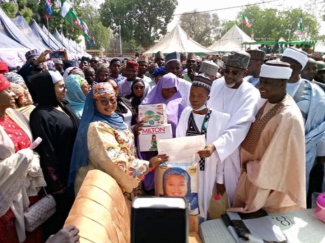 Le gouvernement de Kebbi organise un mariage de masse pour 300 couples