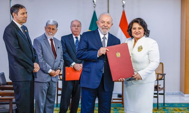 Le nouvel ambassadeur d'Egypte au Brésil présente ses lettres de créance à Lula da Silva
