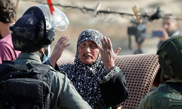 Israël arrête 27 Palestiniens dans diverses villes de Cisjordanie