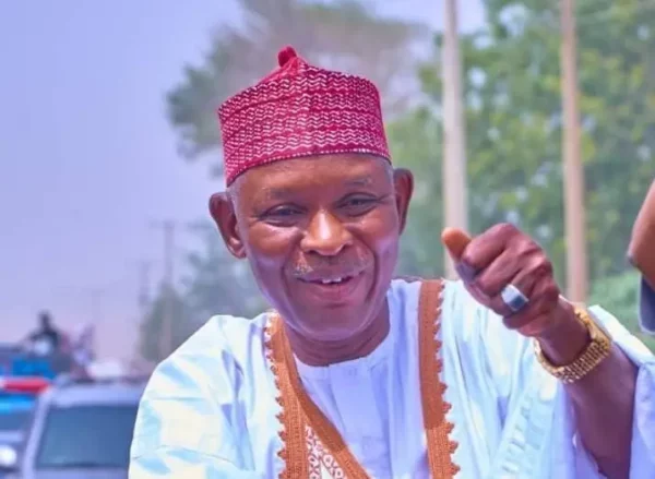 Le gouverneur de Kano et Abba Yusuf ordonnent l'arrestation de l'émir détrôné Bayero