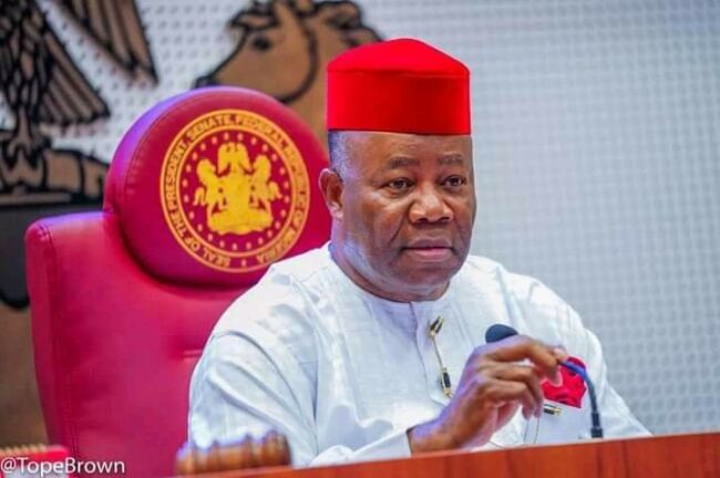 Autoroute côtière Lagos-Calabar : Les travaux commencent dans deux semaines sur le tronçon Calabar, assure Akpabio