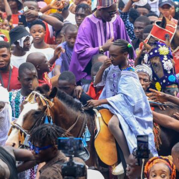 Festival d'Ojude Oba Crédit : Poojamedia