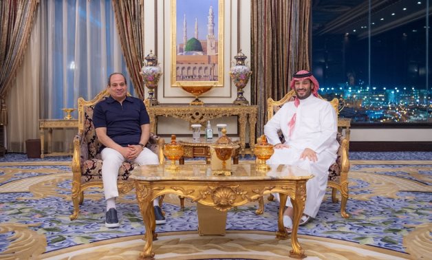 "Rencontre fraternelle" entre le président Sissi et le prince héritier saoudien à Mina