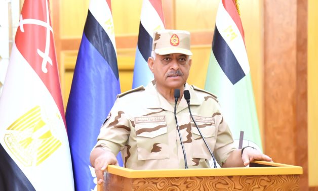 Le ministre égyptien de la Défense rencontre des troupes de la Marine et de la Zone militaire du Nord