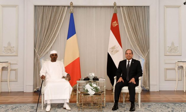 Les présidents égyptien et tchadien discutent de la coopération au développement et des questions africaines