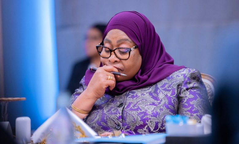 La présidente Samia limoge six dirigeants