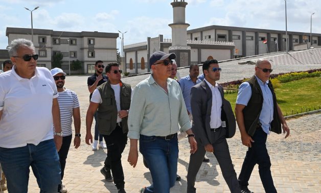Le Premier ministre égyptien inspecte les manifestations en cours à New Alamein